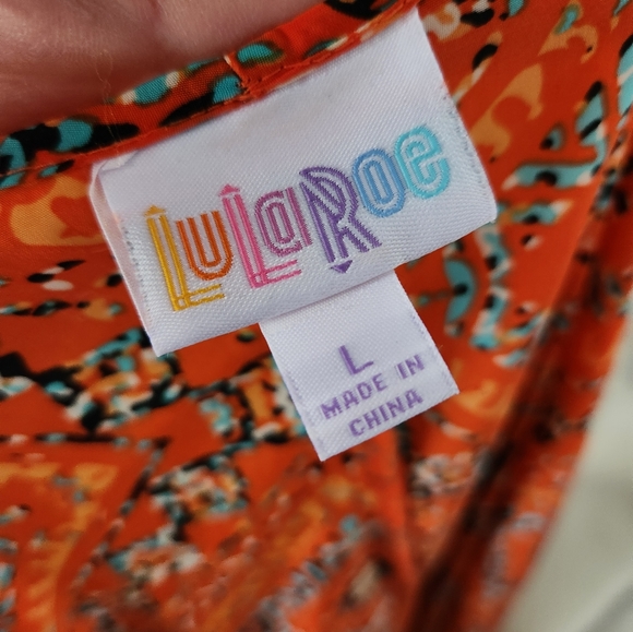 EUC LuLaRoe Geometric Lindsay - Picture 2 of 4
